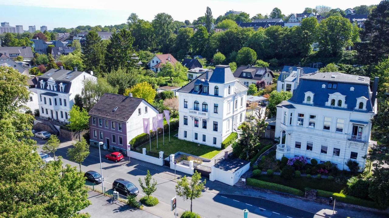 Boutique Hotel Villa Am Ruhrufer Golf & Spa Mülheim an der Ruhr Esterno foto